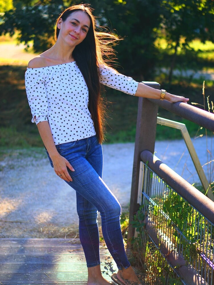 Damen Shirt CARMEN