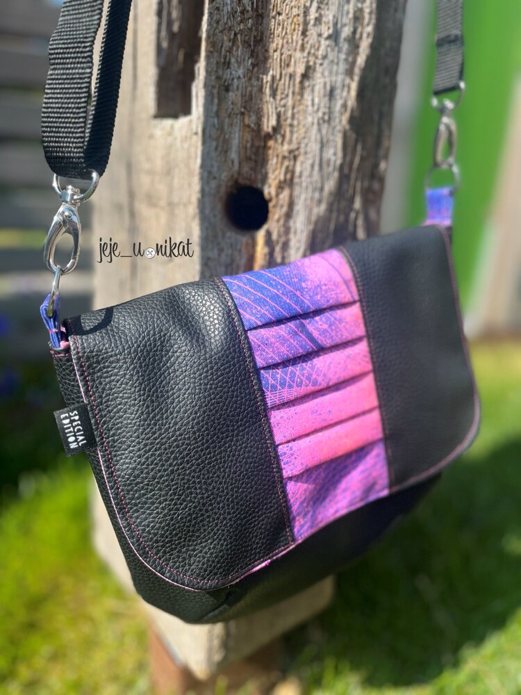 Umhängetasche CLOUBAG