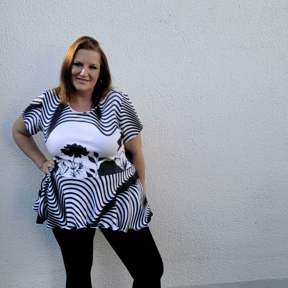 LOVELY JACKYNE Damen Kleid
