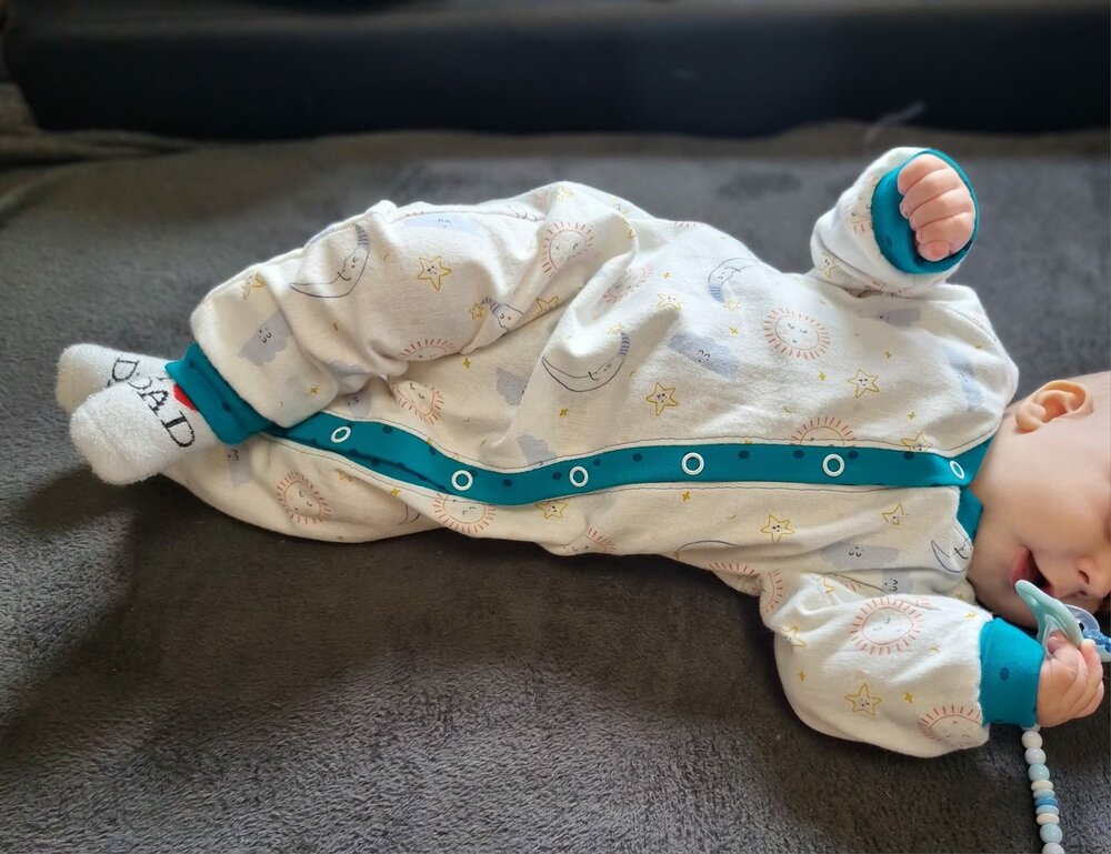 EMMAS SCHLAFI Baby