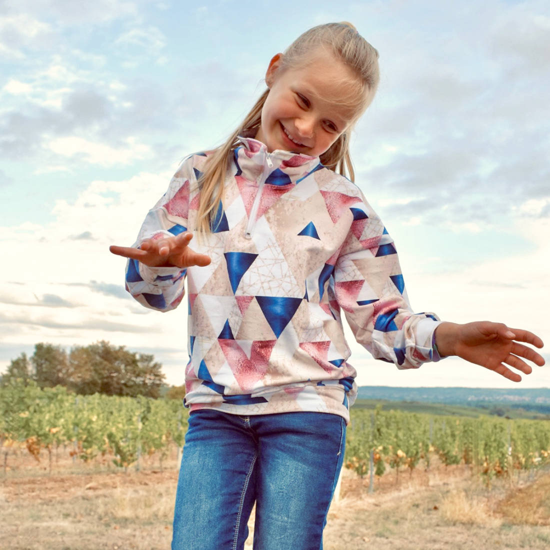 Kinder Sweater BUKA (Papierschnittmuster)