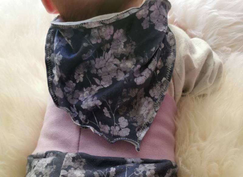 Baby Tuch naehen 4