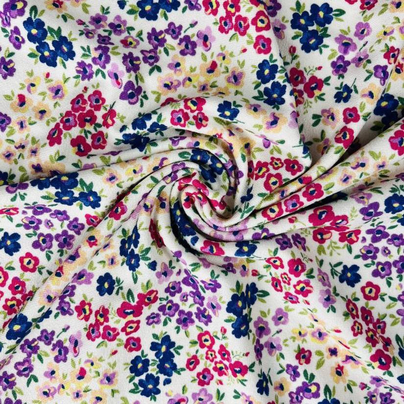 Viscose crepe jersey scattered flowers