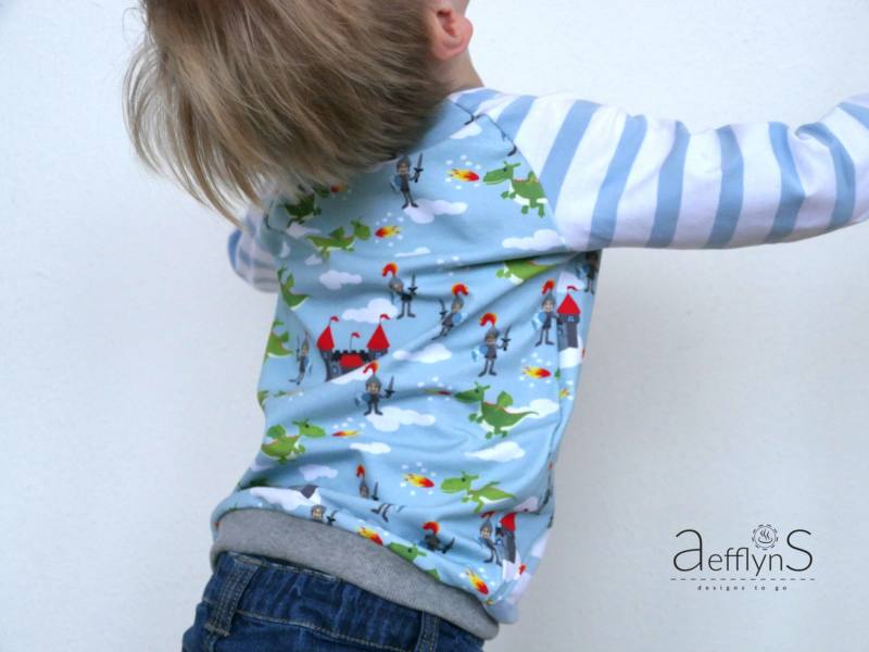 Kinder Pulli naehen MiniMars 00029