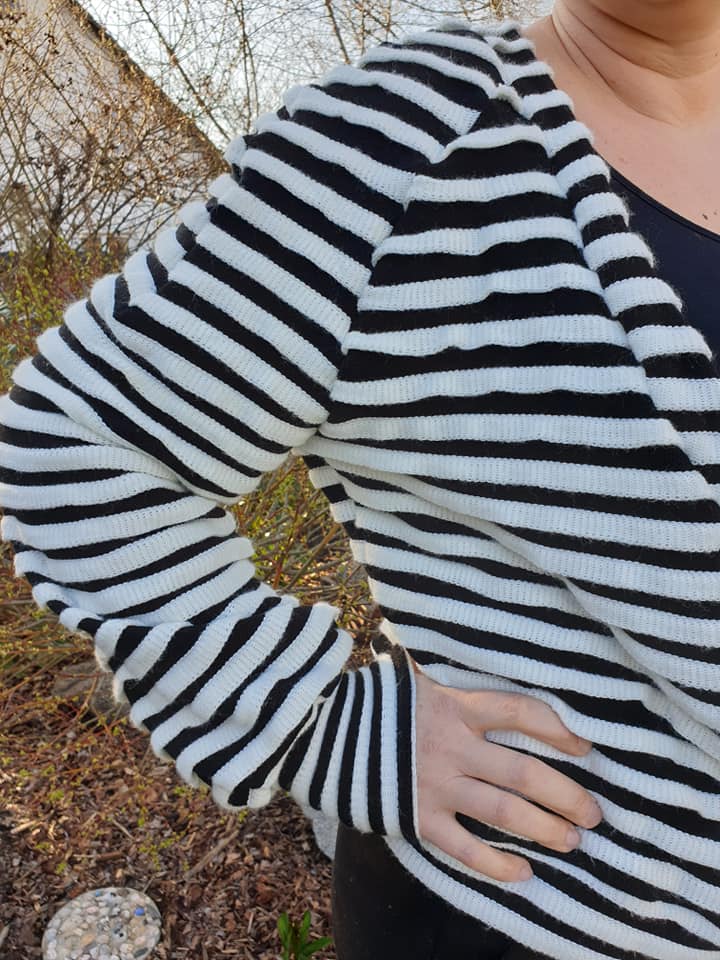 Strickjacke-JUJUR-47