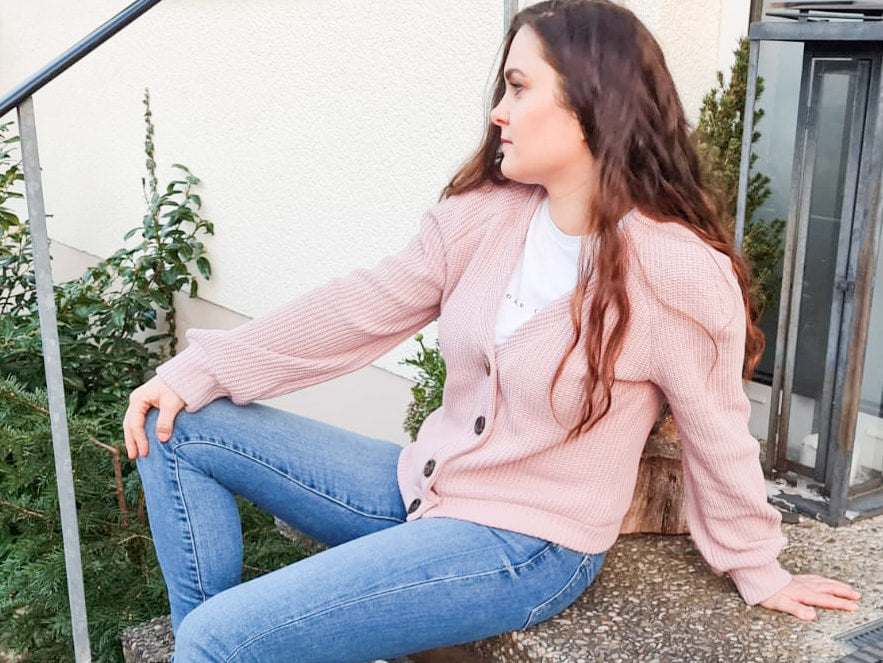 Strickjacke-JUJUR-67