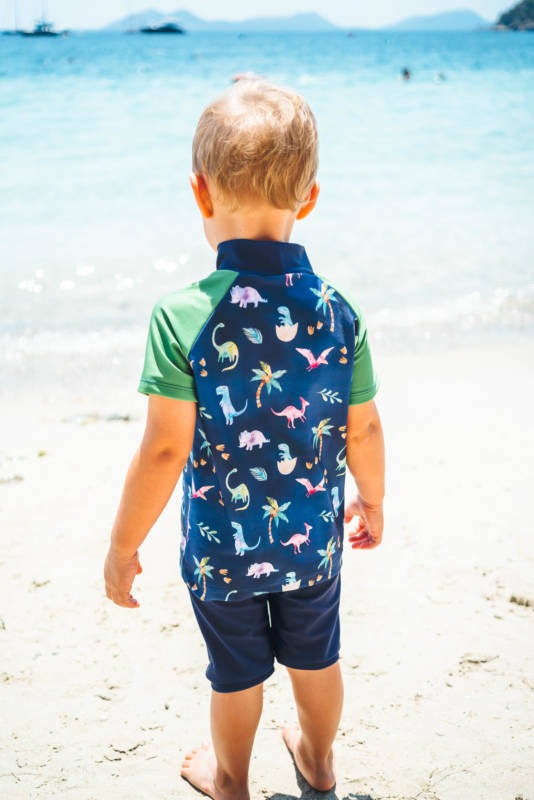 UV und Sport Shirt naehen 003