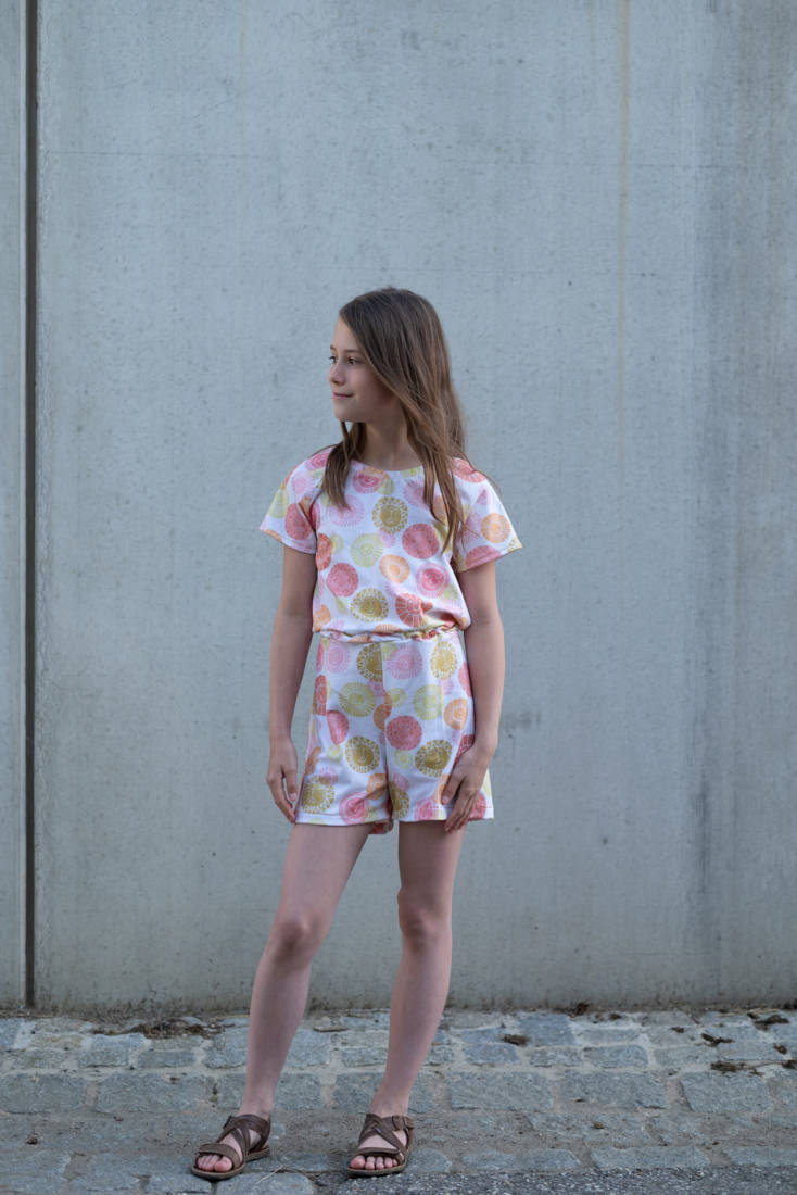 kurzer-Jumpsuit-kids-37