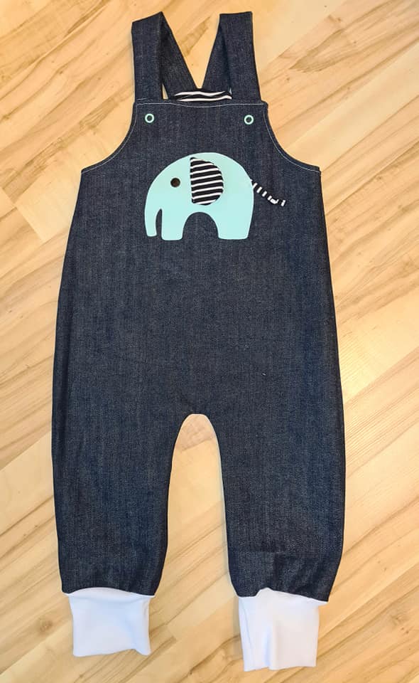 latzhose-baby-naehen-14