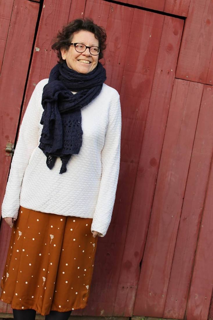 serge-de-viscose-poppies-caramel4