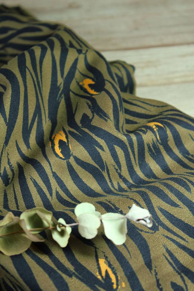 tissu-crepe-de-viscose-zebra-kaki-autres-metrages