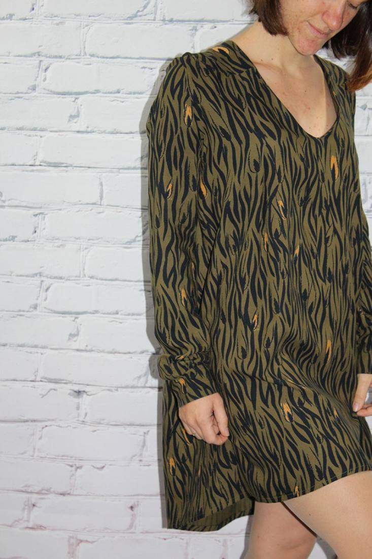 tissu-crepe-de-viscose-zebra-kaki-autres-metrages4