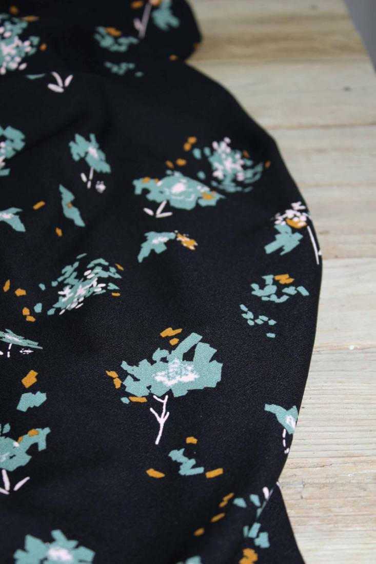 tissu-ocella-noir-reglisse-crepe-de-viscose8